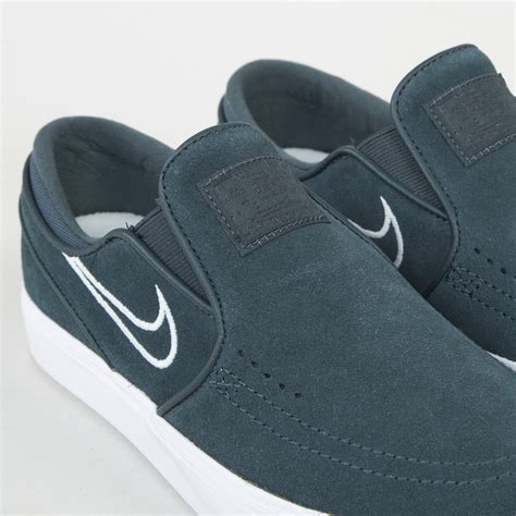 nike sb zoom slip on